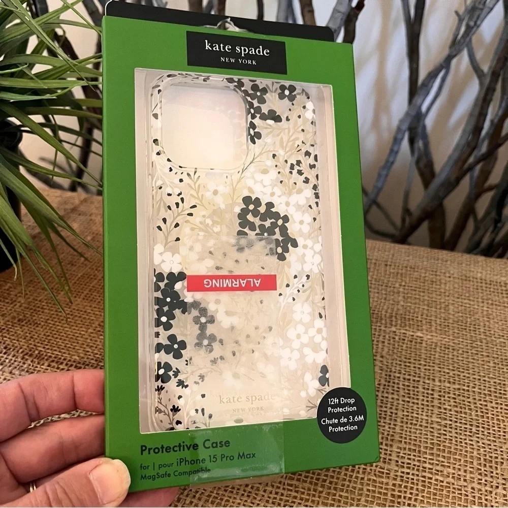 NIB Kate Spade iPhone 15 Pro Max MagSafe Floral Clear Protective Case